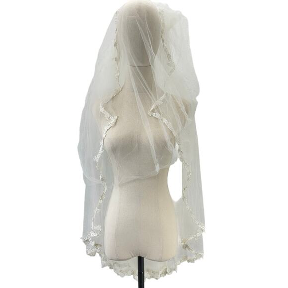 Vintage 70s Bridal Veil Pearl Lace Wedding Headpiece Double Layer main image 5